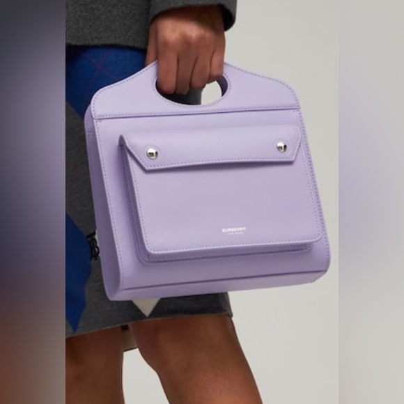 🔴SOLD🔴 BURBERRY Mini Leather Pocket Bag- Soft Violet - Picture 3 of 16